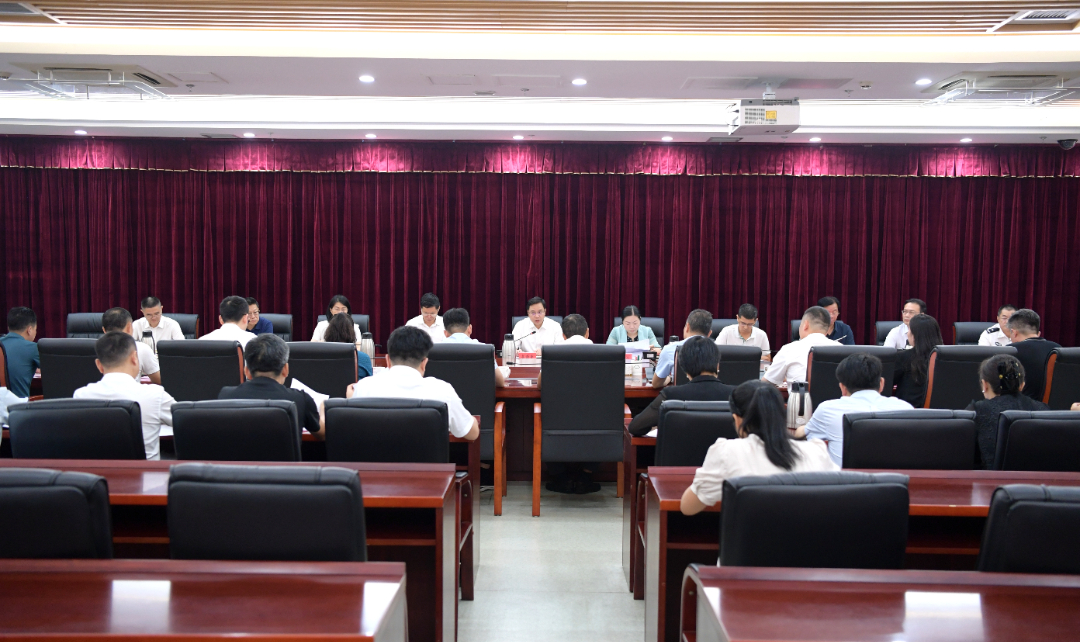 E:\lys\工作\綜合部\公司重大活動(dòng)、新聞\2023.09.14 董事長(zhǎng)參加湖里區(qū)民營(yíng)企業(yè)家座談會(huì)\微信圖片_20230915093747.png